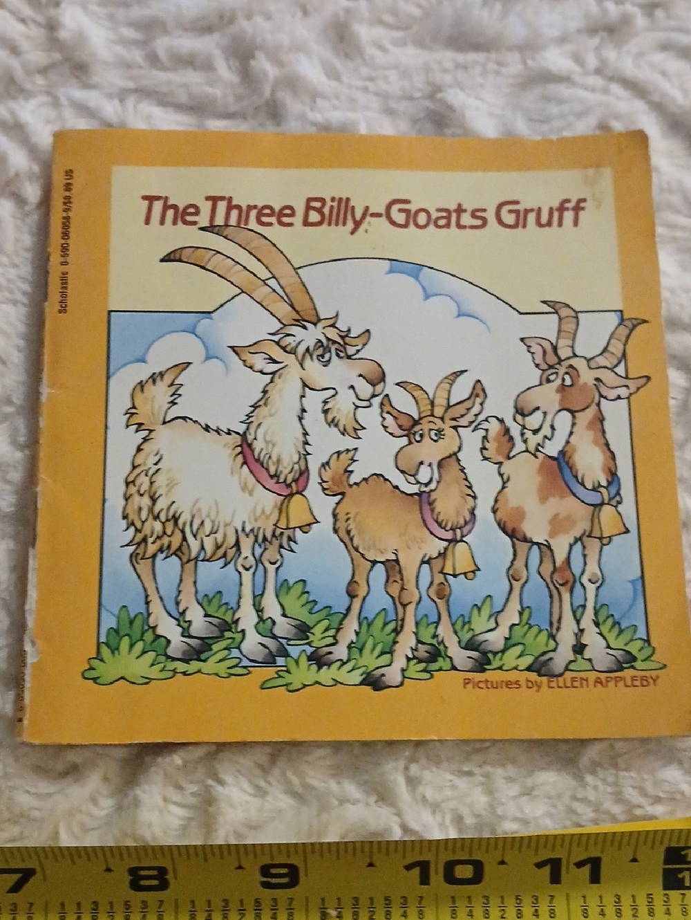 Childerns Book Bundle (4) - Picture 9 of 16